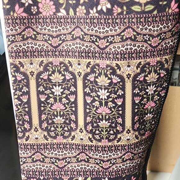 Kavala Collective Floral Print High-Waisted Capris - Picture 4 of 6